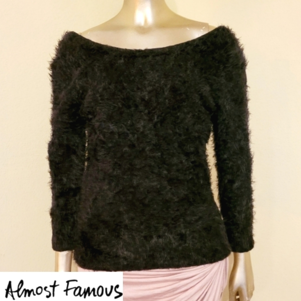 Almost Famous Black Fuzzy Teddy V-Back Sweater